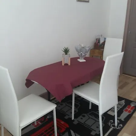 Quai De L ' Arnette Bed and Breakfast 3*