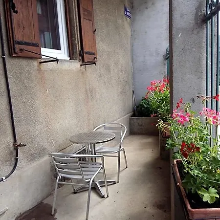 Quai De L ' Arnette 마자메