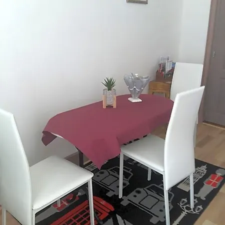 Quai De L ' Arnette 3* 마자메